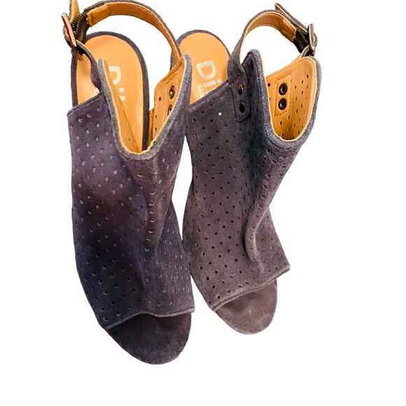 Diba Lili Navy Blue Perforated Bootie Sandal - Picture 3 of 8